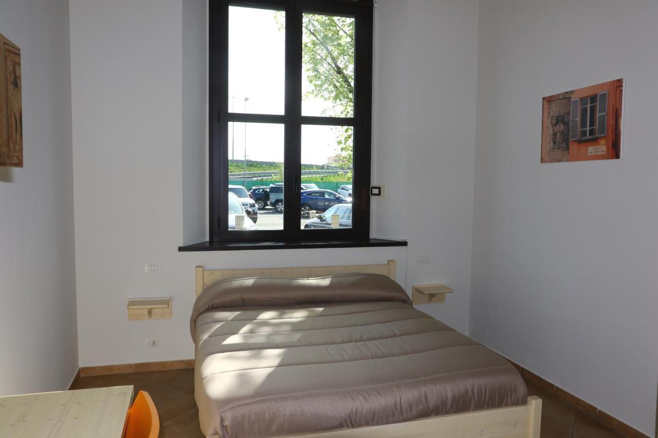 Student'S Hostel Parma Eksteriør billede