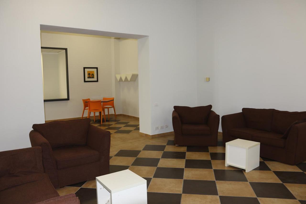 Student'S Hostel Parma Eksteriør billede