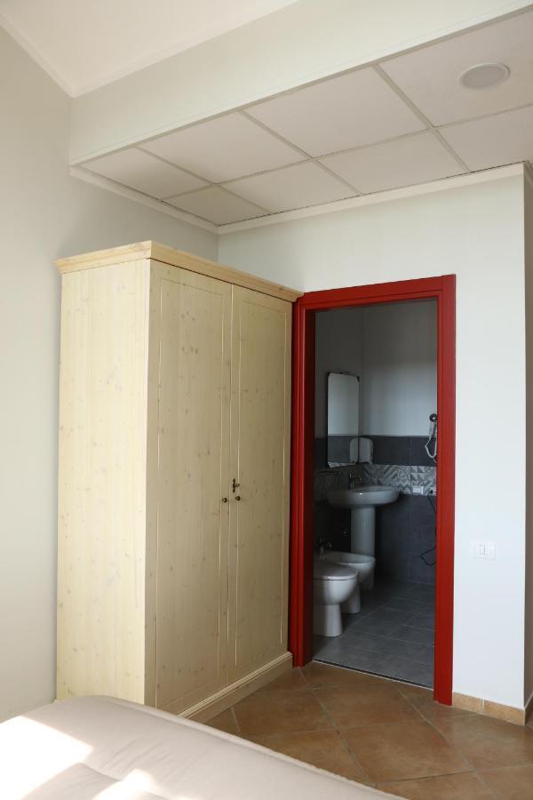 Student'S Hostel Parma Eksteriør billede